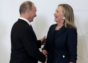 러시아는 해킹된 힐러리 이메일을 소유하고 있을 수 있다.