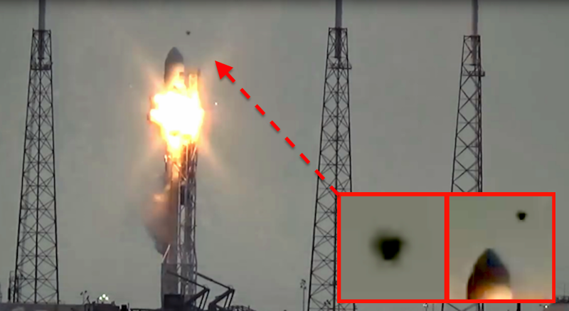SpaceX 사의 로켓 폭발 순간에 등장한 UFO