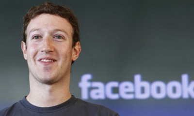 페이스북 설립자 주커버그는 AI의 위험을 경고한 머스크를 “무책임하다”고 비판한다.