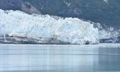 지구 내부의 열 손실이 북극의 빙상을 녹인다.