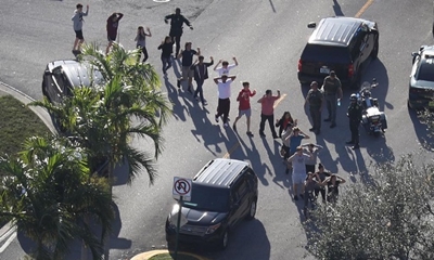 플로리다 고등학교 총격 단신 (1): CNN의 가짜 뉴스와 범인을 제압하지 않은 학교 경관
