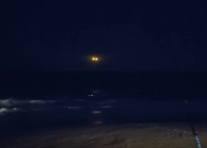 노스캐롤라아나 해변에서 촬영된 미확인 비행물체