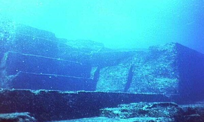 고대 문명 논란을 일으킨 일본의 ‘요나구리 유적’을 촬영한 새 해저 영상 공개