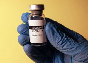 화이자, 모더나 백신 접종 중단을 촉구한 중국 과학자들