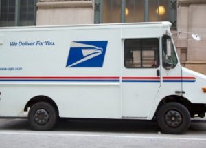 미국인들의 소셜미디어 게시물을 감시한 우편국